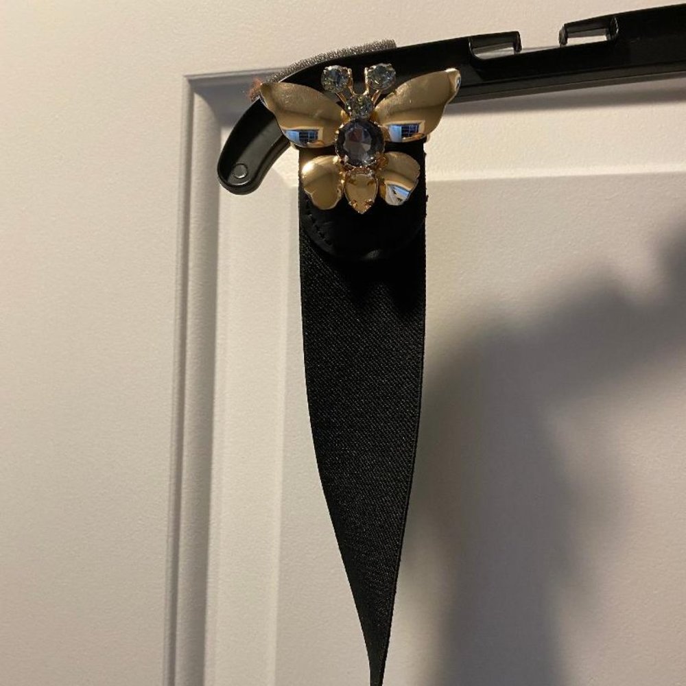 BCBG Butterfly Belt